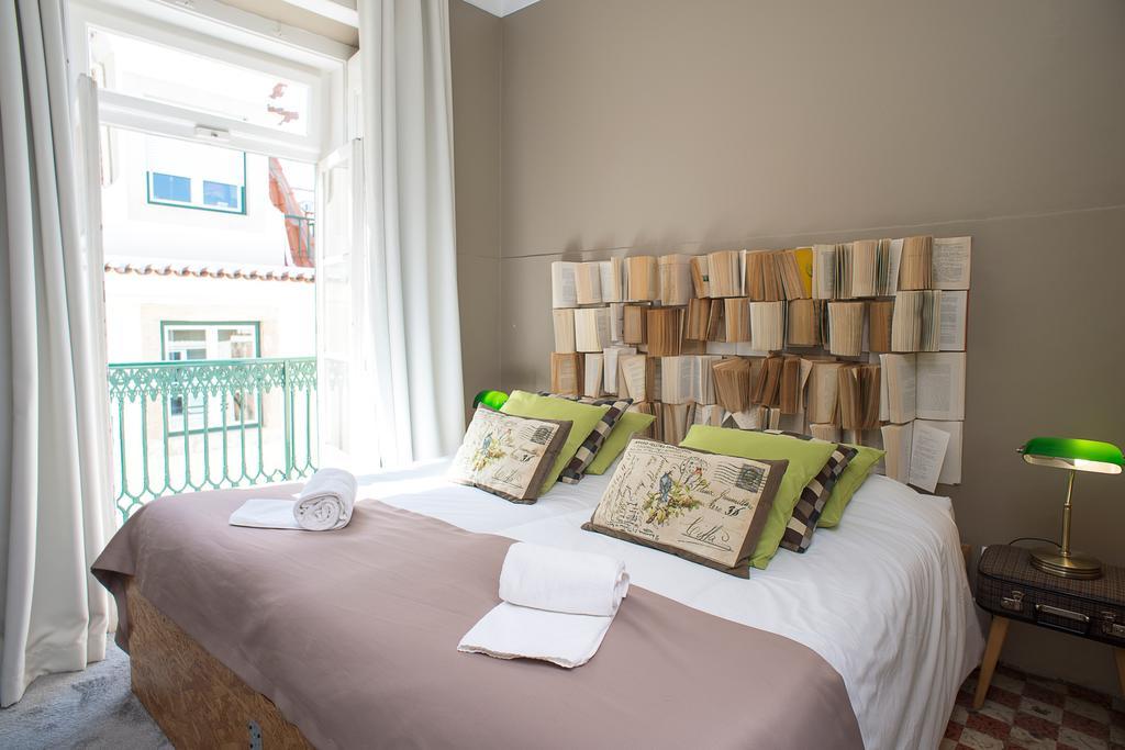 No Limit Bairro Alto Hostel ลิสบอน ภายนอก รูปภาพ