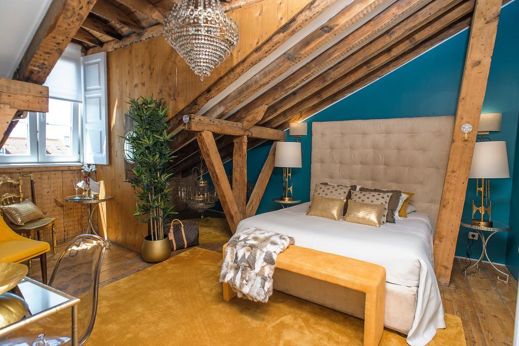 No Limit Bairro Alto Hostel ลิสบอน ภายนอก รูปภาพ
