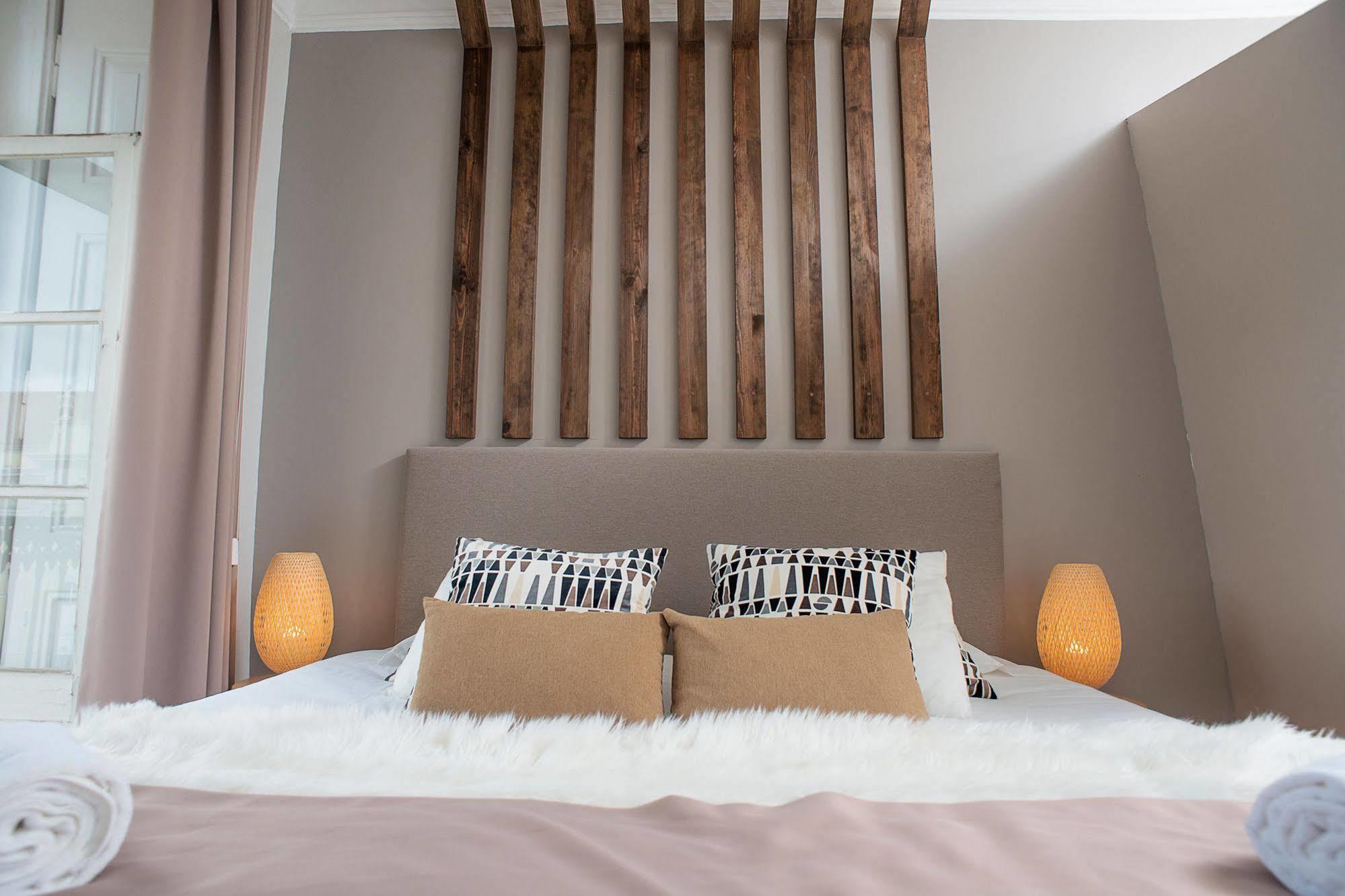No Limit Bairro Alto Hostel ลิสบอน ภายนอก รูปภาพ
